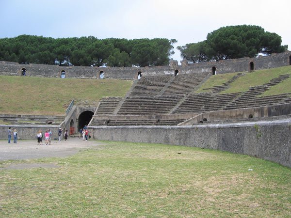 amphitheatre.jpg