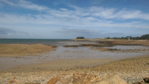 The shoreline at Terenez