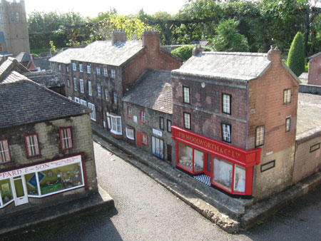 Little shops in model town, wimborne minster